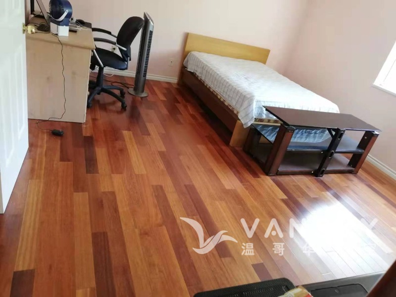 260118200010_Picture Runnymede MB main floor.jpg